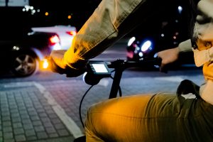 Blinkry na kolo s trvalým svícením, USB nabíjení